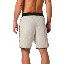 Szorty Star Beach Wear Meteorite. Białe szorty męskie STAR, bez kołnierzyka. Za 324.50 zł.