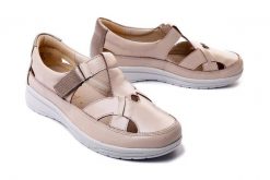 COMFORTABEL 940113-81 taupe, sandały damskie. Brązowe sandały damskie Comfortabel, bez wzorów, bez obcasa. Za 236.94 zł.