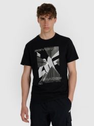 4F T-shirt regular z nadrukiem męski - czarny XL. Czarne t-shirty męskie 4f, m, bez wzorów, z bawełny, bez kołnierzyka. Za 69.99 zł.