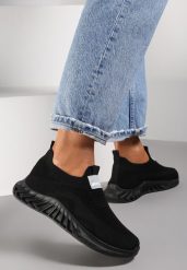 Czarne Buty Sportowe Briwen. Czarne buty sportowe na co dzień damskie Renee, z aplikacjami, z jeansu. Za 39.99 zł.