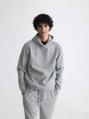Bluza regular z kapturem - jasnoszary. Szare bluzy z kapturem męskie Reserved, l, z bawełny. Za 129.99 zł.