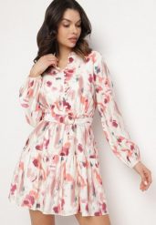 Różowa Rozkloszowana Sukienka z Wiskozy z Paskiem w Abstrakcyjny Wzór Stelitte. Czerwone sukienki damskie Born2be, na co dzień, l, bez wzorów, z jeansu, eleganckie, bez kołnierzyka, bez ramiączek, mini, rozkloszowane. W wyprzedaży za 119.99 zł.