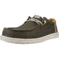 Buty HEY DUDE WALLY BREAK HEY DAY Zielony. Zielone buty trekkingowe męskie Hey dude, z tkaniny, bez zapięcia, trekkingowe. Za 329.15 zł.