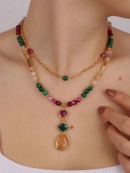 Pierres delicates Pozłacany naszyjnik z elementami ozdobnymi - dł. 50 cm rozmiar: onesize. Brązowe naszyjniki damskie Pierres delicates, pozłacane. Za 121.99 zł.