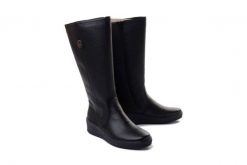 RIEKER Y4470-01 black, kozaki damskie. Czarne kozaki damskie Rieker, bez obcasa, na koturnie. Za 419.90 zł.