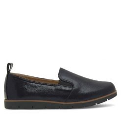 Półbuty Clara Barson. Czarne półbuty damskie Clara Barson, bez wzorów, bez obcasa, na płaskiej podeszwie. Za 99.99 zł.