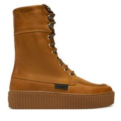 Trzewiki Weekend Max Mara. Brązowe botki damskie Weekend Max Mara, bez obcasa, na płaskiej podeszwie, bez zapięcia. Za 1,439.00 zł.