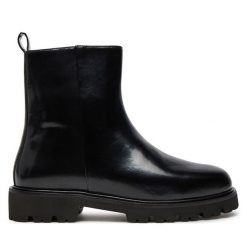Botki Unisa. Czarne botki damskie Unisa, bez obcasa, na płaskiej podeszwie, bez zapięcia. Za 629.99 zł.
