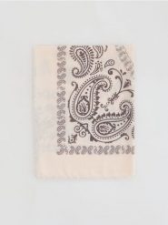 Wzorzysty szal z dodatkiem wiskozy - kremowy. Białe szaliki i kominy damskie Reserved, bez wzorów, z wiskozy. Za 79.99 zł.