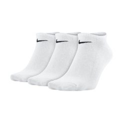Skarpety Sportowe SX2554-101 3 par. Czarne skarpetki damskie Nike, bez wzorów, z materiału. Za 49.00 zł.