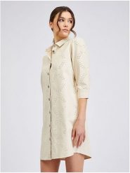 Orsay Sukienka dżinsowa w kolorze kremowym rozmiar: 38. Brązowe sukienki damskie ORSAY, na co dzień, bez wzorów, z bawełny, bez kołnierzyka, bez ramiączek, mini, proste. Za 87.40 zł.