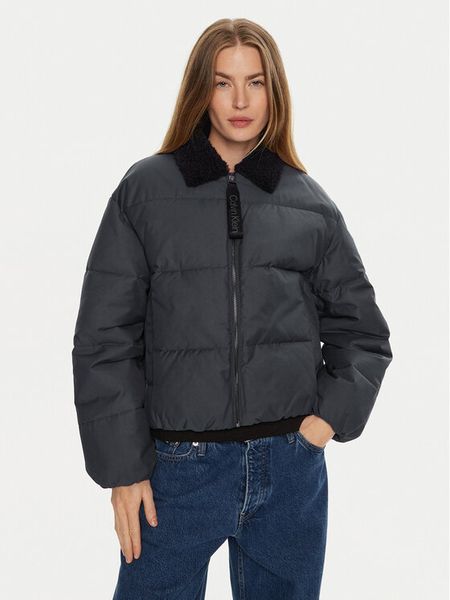 Calvin Klein Jeans Kurtka zimowa Aviator J20J224121 Czarny Relaxed Fit. Czarne kurtki damskie Calvin Klein Jeans, na zimę, l, bez wzorów, z bawełny, bez kaptura. Za 689.99 zł.