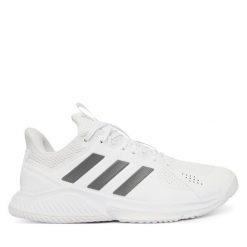 Buty halowe adidas. Białe buty sportowe na co dzień damskie Adidas, bez wzorów. Za 329.99 zł.