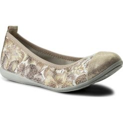 Baleriny LASOCKI H132. Czerwone baleriny damskie Lasocki, bez wzorów, ze skóry, bez obcasa. W wyprzedaży za 64.98 zł.