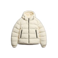 Damska kurtka z kapturem Superdry. Białe kurtki damskie Superdry., na zimę, bez wzorów, z puchu, z kapturem. W wyprzedaży za 516.50 zł.