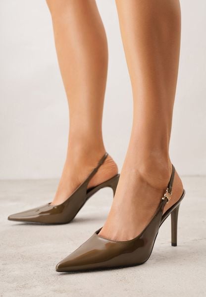 Zielone Lakierowane Sandały na Szpilce z Odkrytą Piętą i Aplikacją Meridoria. Zielone sandały damskie Born2be, z aplikacjami, z jeansu, bez obcasa, na obcasie. Za 99.99 zł.