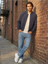 Kurtka bomberka - granatowy. Niebieskie kurtki męskie Sinsay, l, bez wzorów, bez kaptura. Za 79.99 zł.