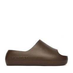 Klapki Hunter. Brązowe klapki damskie Hunter, bez wzorów, bez obcasa. Za 99.99 zł.