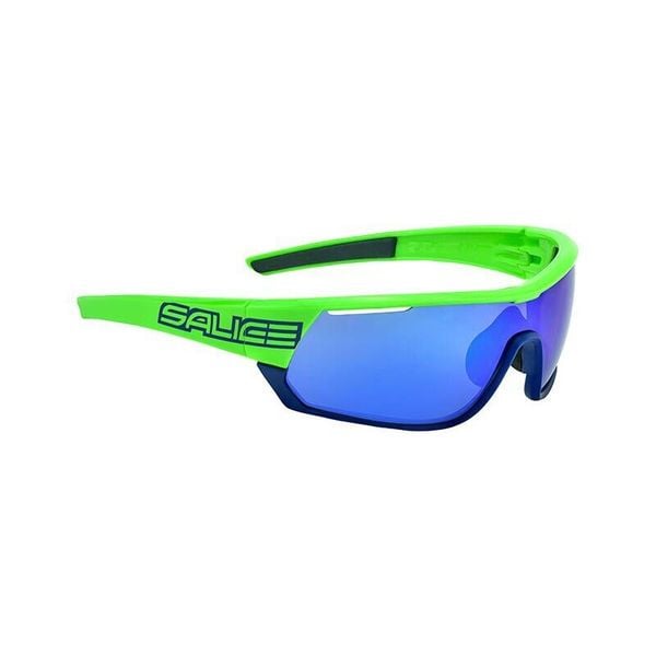 Fotokomórkowe okulary przeciwsłoneczne Salice 016 RWX. Zielone okulary przeciwsłoneczne damskie salice. Za 591.25 zł.