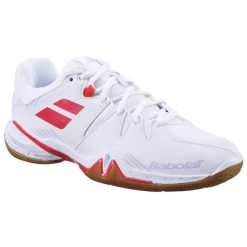Buty do badmintona i sportów halowych damskie Babolat Shadow Spirit białe. Białe buty sportowe na co dzień damskie BABOLAT, bez wzorów, z kauczuku, na fitness i siłownię. Za 409.99 zł.