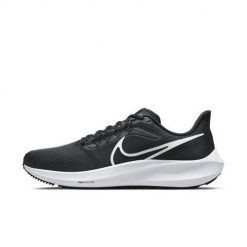 Buty do biegania męskie Nike Air Zoom Pegasus 39. Czarne obuwie do biegania damskie Nike. Za 559.99 zł.