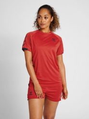 Damska koszulka Hummel action S/S. Brązowe t-shirty damskie HUMMEL, s, bez wzorów, z poliamidu, bez kołnierzyka. Za 154.50 zł.