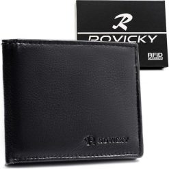 Mały, czarny portfel męski ze skóry naturalnej wyposażony w system RFID - Rovicky. Czarne portfele męskie ROVICKY, bez wzorów, ze skóry. Za 45.00 zł.