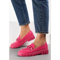 Fuksjowe Mokasyny ze Skórzaną Wkładką Iphiasne. Czerwone mokasyny damskie Renee, z dzianiny. Za 44.99 zł.