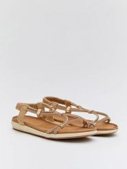 Bellucci Sandały w kolorze złotym rozmiar: 39. Żółte sandały damskie Bellucci, bez wzorów, bez obcasa. Za 114.44 zł.