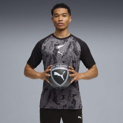 Męska koszulka rozgrzewkowa reprezentacji Nowej Zelandii PUMA. Czarne t-shirty sportowe męskie Puma, m, z dzianiny, bez ramiączek, do piłki nożnej. Za 279.00 zł.