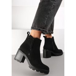 Czarne Botki na Słupku Boho z Suwakiem Kodra. Czarne botki damskie Renee, boho, za kostkę, bez obcasa, na obcasie, bez zapięcia. Za 139.99 zł.