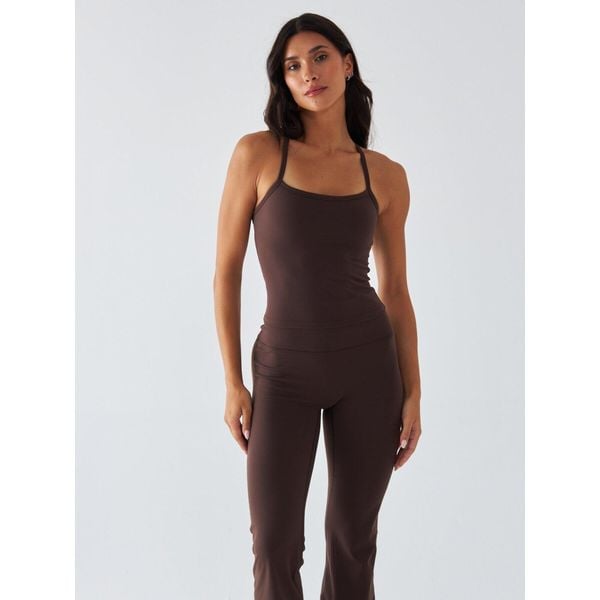 Top Sportowy BeShaped Morning Dew. Brązowe topy sportowe damskie BESHAPED, s, bez wzorów, z elastanu, bez ramiączek. Za 179.00 zł.