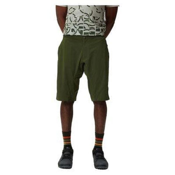 Spodenki rowerowe męskie Endura Hummvee Lite Short. Zielone szorty męskie ENDURA, bez wzorów, sportowe. Za 269.99 zł.