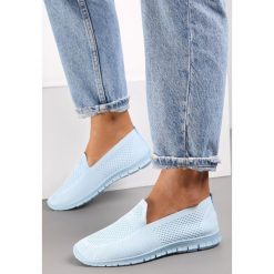Niebieskie Tenisówki Pasquier. Niebieskie trampki i tenisówki damskie Renee, bez wzorów, z tkaniny, przed kostkę. Za 39.99 zł.