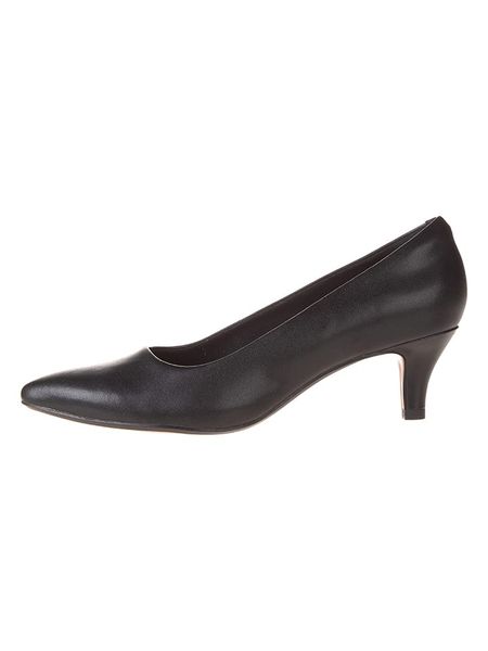 Clarks Skórzane czółenka "Linvale Jerica" w kolorze czarnym rozmiar: 37. Czarne czółenka damskie Clarks, bez wzorów, bez obcasa, na szpilce. Za 224.95 zł.