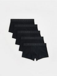 5 pack bokserek Classic - czarny. Czarne bokserki męskie Reserved, bez wzorów. Za 99.99 zł.