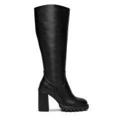 Kozaki Nine West. Czarne kozaki damskie Nine West, bez obcasa, na słupku. Za 289.99 zł.