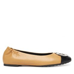 Baleriny Tory Burch. Brązowe baleriny damskie Tory Burch, bez wzorów, bez obcasa. Za 1,379.00 zł.