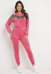 Fuksjowy 2-Częściowy Komplet Dresowy z Animal Print Bluza z Kapturem i Spodnie z Kieszeniami Arieli. Czerwone bluzy z kapturem damskie Born2be, m, z dresówki. Za 79.99 zł.