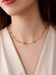 Nakkash Pozłacany naszyjnik z emaliowanymi elementami ozdobnymi - dł. 40 cm rozmiar: onesize. Żółte naszyjniki damskie Nakkash, metalowe. Za 87.40 zł.