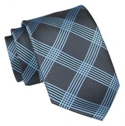 Męski Krawat Angelo di Monti - Duża Kratka. Niebieskie krawaty i muchy męskie Angelo di Monti, bez wzorów, z tkaniny, eleganckie. Za 45.00 zł.