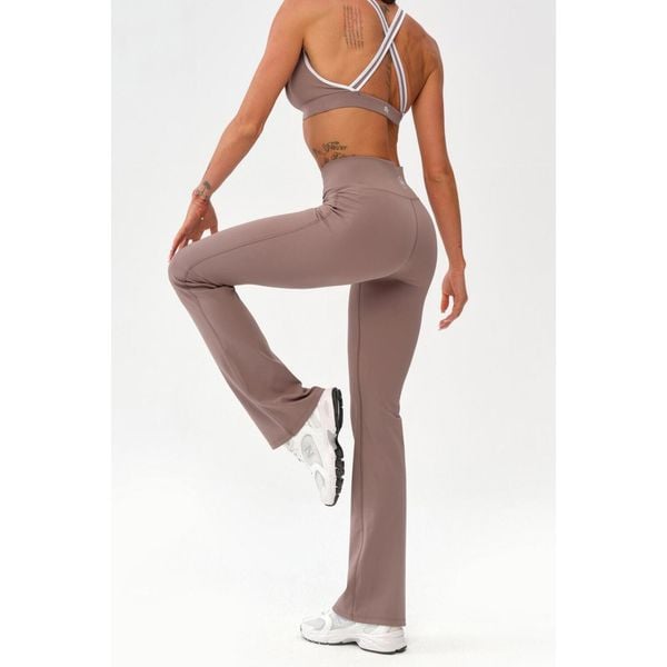 Damskie legginsy dzwony sportowe fitness Rough Radical Mocha Active. Brązowe bielizna termoaktywna damska ROUGH RADICAL, l, bez wzorów. Za 179.90 zł.