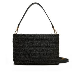 Torebka Gianni Chiarini. Czarne torebki klasyczne damskie Gianni Chiarini, bez wzorów, bez dodatków. Za 569.99 zł.