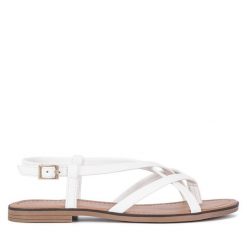 Sandały Jenny Fairy. Białe sandały damskie Jenny Fairy, bez wzorów, bez obcasa, na płaskiej podeszwie. Za 47.99 zł.