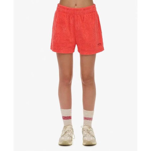 Krótkie spodenki z gąbki country club dla kobiet Superdry. Czerwone szorty damskie Superdry., z aplikacjami, eleganckie. Za 212.65 zł.