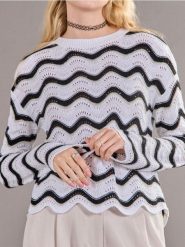 Sweter w paski - wielobarwny. Swetry klasyczne damskie Sinsay, l, bez kołnierzyka. W wyprzedaży za 19.99 zł.