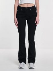 Jeansy damskie czarne Adela Bootcut 908. Czarne jeansy damskie Big Star. Za 299.99 zł.