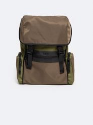 Plecak unisex miejski khaki Marcello 303. Zielone plecaki damskie Big Star, bez wzorów, eleganckie. W wyprzedaży za 139.99 zł.