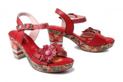 LAURA VITA 0007684 Nellao 31 rouge, sandały damskie. Czerwone sandały damskie Laura Vita, bez wzorów, ze skóry, bez obcasa, na obcasie. Za 339.91 zł.