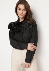 Czarna Koszula z Ozdobnymi Naszytymi Kwiatami Ernna. Czarne koszule damskie Born2be, s, bez wzorów, eleganckie, bez kołnierzyka, bez ramiączek. Za 169.99 zł.
